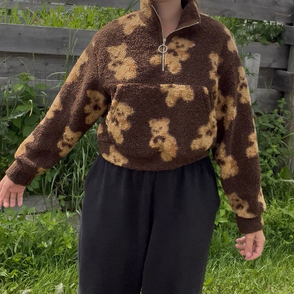 NWOT Teddy Bear Sweater